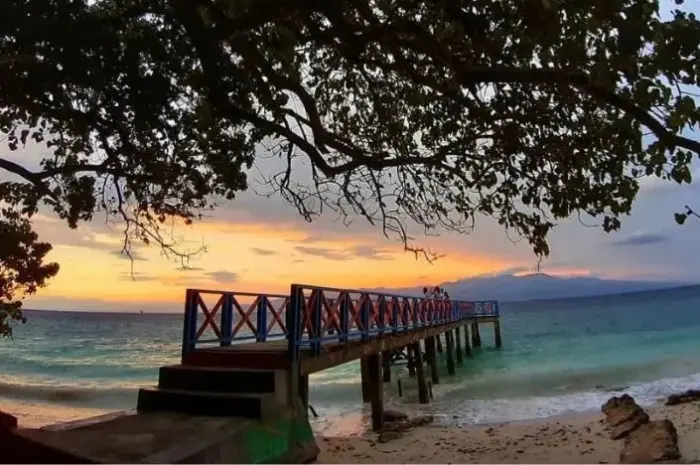Liang Beach, Favorite Place to Enjoy Panoramic Sunset in Ambon